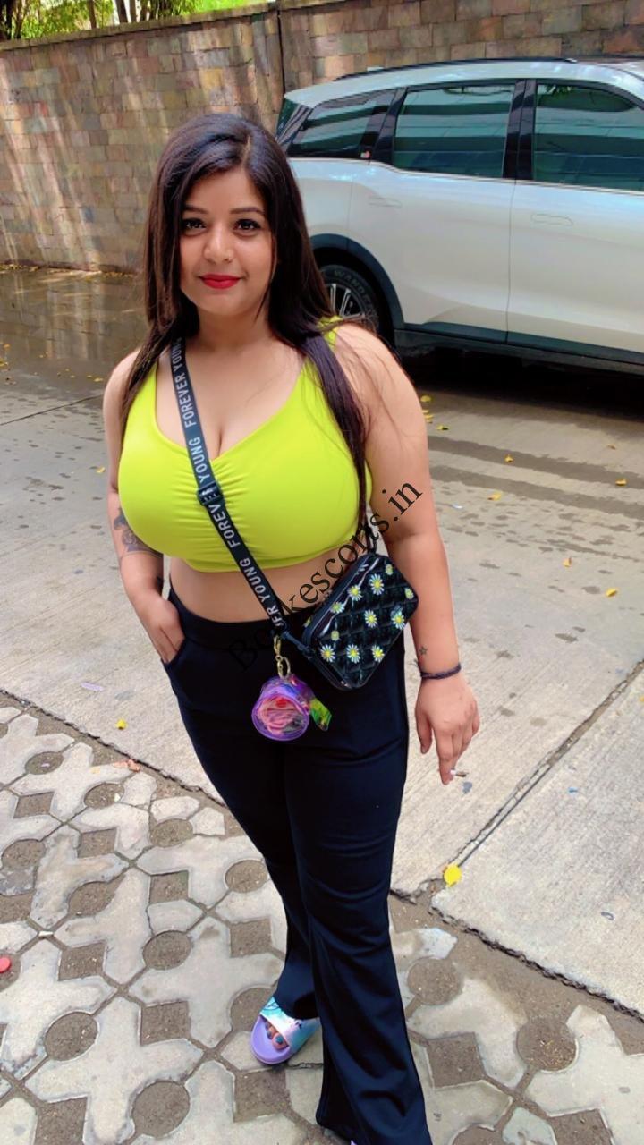 Get ready for romance without any conditions in Bhopalgarh, Jodhpur