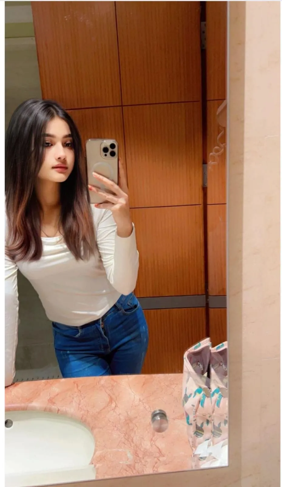 Online services video call service available